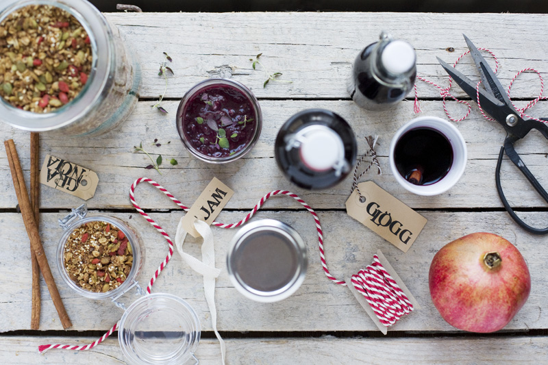 GKS_Christmas_gifts_2011