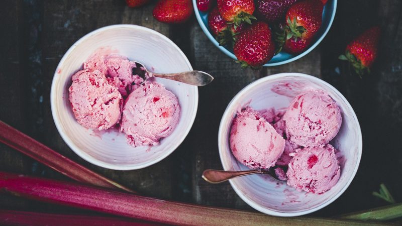 Rhubarb & Strawberry Frozen Yogurt