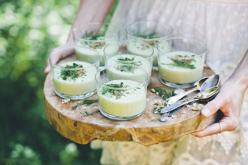 Chilled_avocado_soup_2