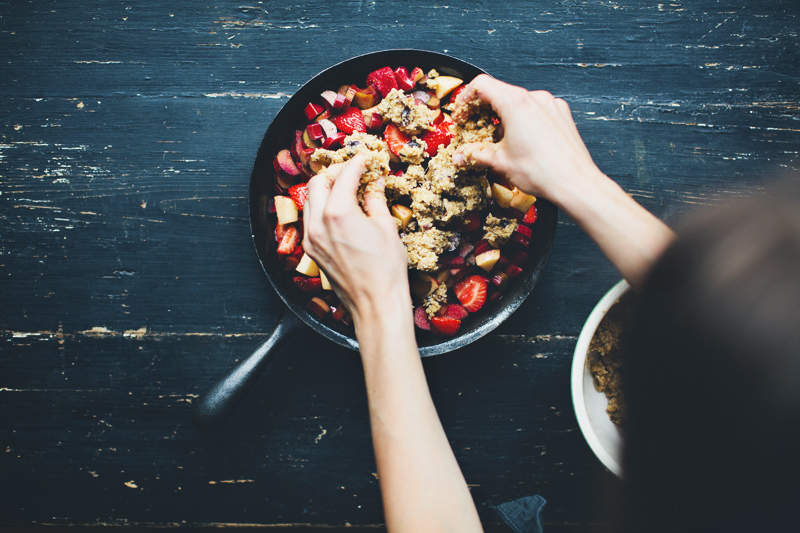 Rhubarb_quinoa_crumble