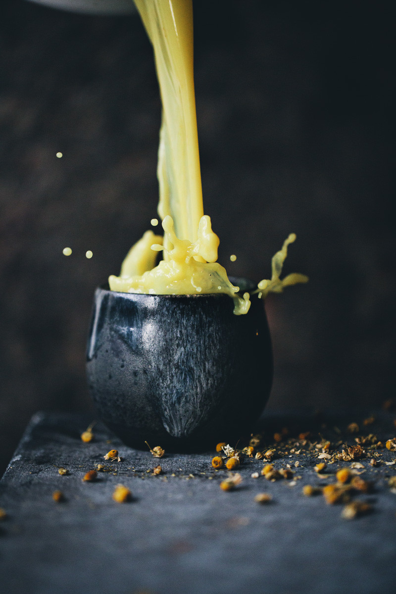 Chamomile_turmeric_tea_4